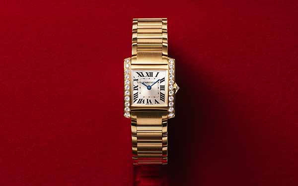 卡地亚手表机芯里面有划痕解决办法是什么(图) 卡地亚手表机芯里面有划痕解决办法是什么(图)