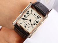 卡地亚手表脏了怎么修复