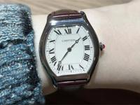 卡地亚手表表蒙有划痕应该咋办