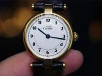 卡地亚表盘生锈处理方法