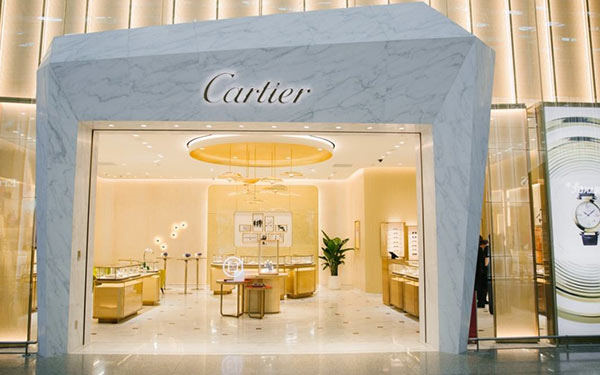 卡地亚腕表机芯里面有划痕是啥原因(图) 卡地亚腕表机芯里面有划痕是啥原因(图)