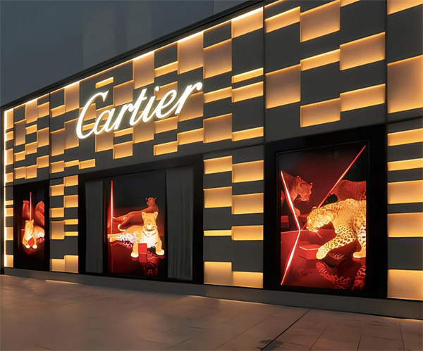 卡地亚手表表带掉色解决方法(图) 卡地亚手表表带掉色解决方法(图)